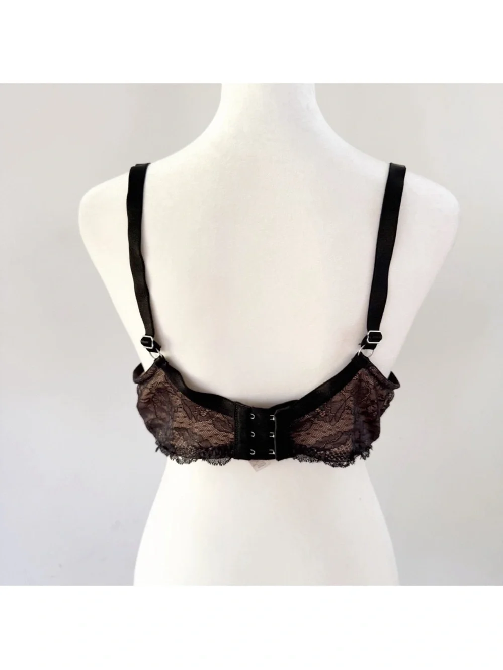 Victorias Secret Women Biofit Demi Uplift Lace Underwire Bra 36DD Sexy Feminine
